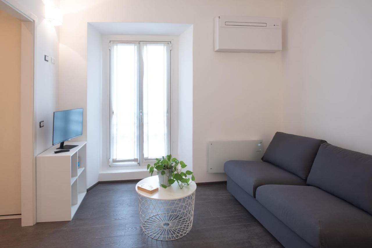 Art & Design On The Corner - Via Savona Milan Apartment Exterior photo