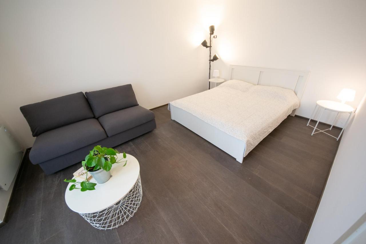 Art & Design On The Corner - Via Savona Milan Apartment Exterior photo
