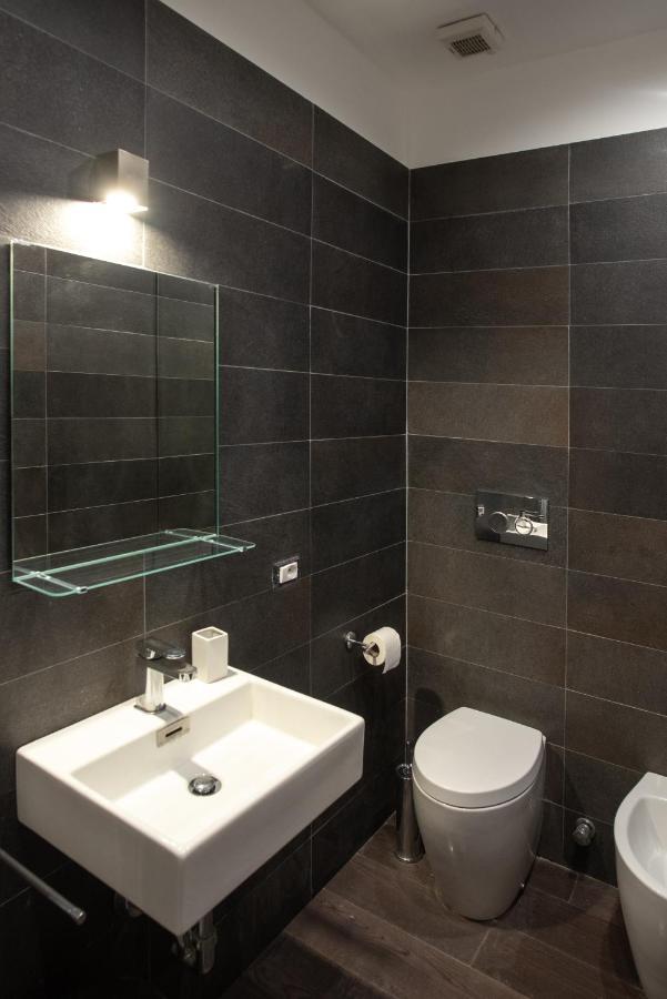 Art & Design On The Corner - Via Savona Milan Apartment Exterior photo